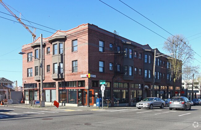 Primary Photo - Chester Apartments