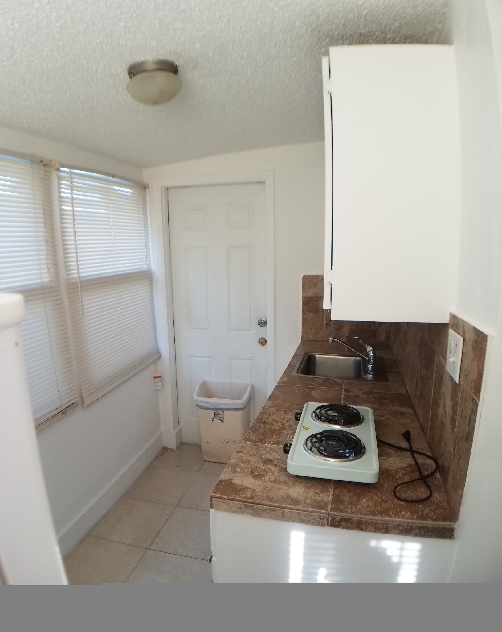 Building Photo - 2235 SW 16th Ter