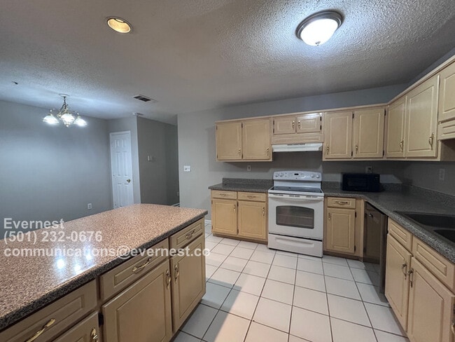 Building Photo - 3816 Soapstone Rd