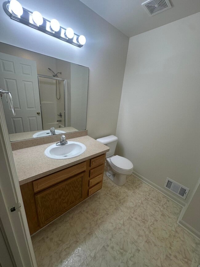 Building Photo - 3161 Kassab Ln