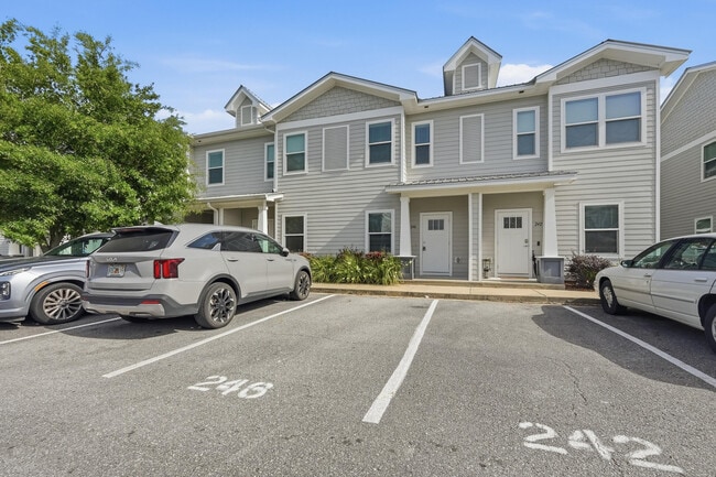 Building Photo - 246 N Sand Palm Rd