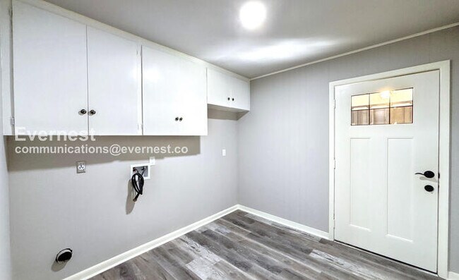 Building Photo - PROMO: Get $500 off the first month’s rent when you sign the lease today!! / Spacious Home with G...