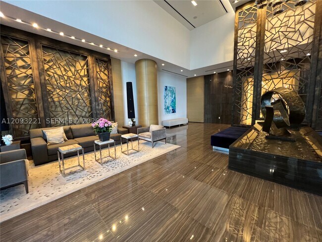 Building Photo - 17301 Biscayne Blvd