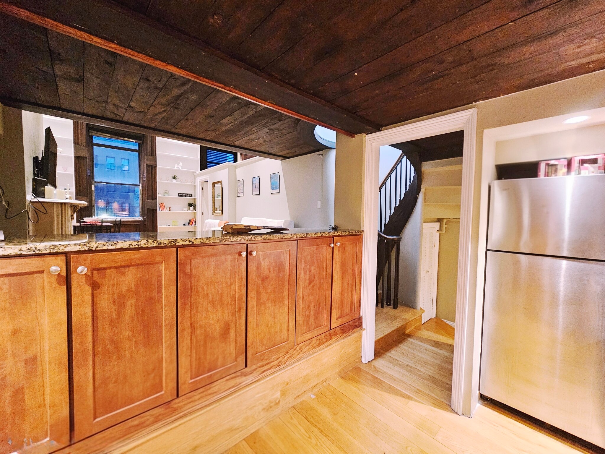 Building Photo - 117 Beacon St