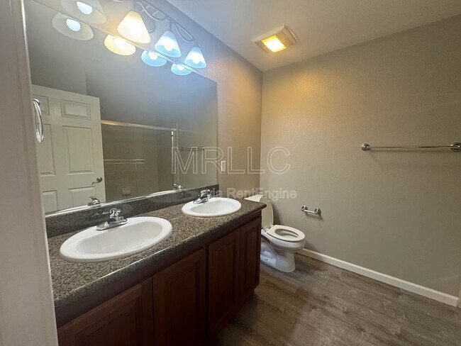 Building Photo - 965 Doubles Dr