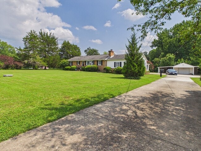 Building Photo - 11625 Reedy Branch Rd