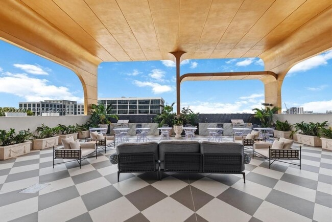 Building Photo - 2700 NW 2nd Ave