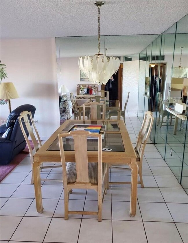 Building Photo - 441 SE 3rd St