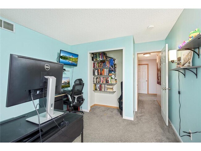 Building Photo - 7737 Elm Grove Ave