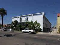 Building Photo - 1165 N Normandie Ave