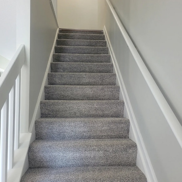 Building Photo - 2405 King Arthurs Ct