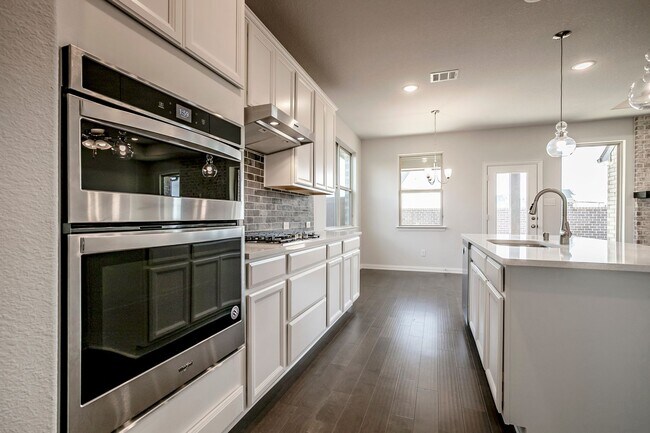 Building Photo - Brand New Luxury Home in Prosper ISD