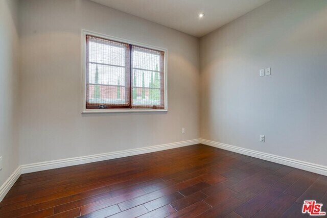 Building Photo - 10707 Missouri Ave