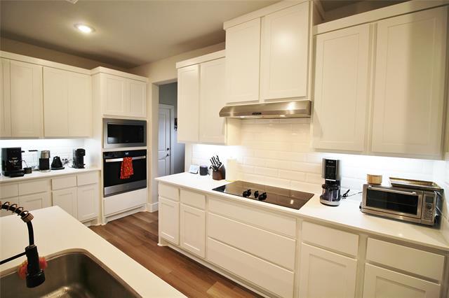 Building Photo - 218 Mockingbird Dr