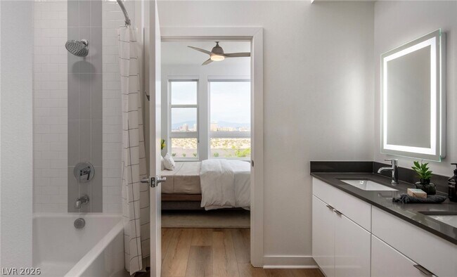 Building Photo - 11055 S Las Vegas Blvd