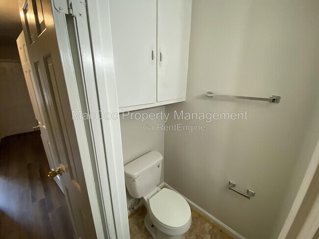 Building Photo - 130 Janney Ct