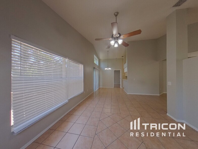 Building Photo - 11338 Cypress Leaf Dr