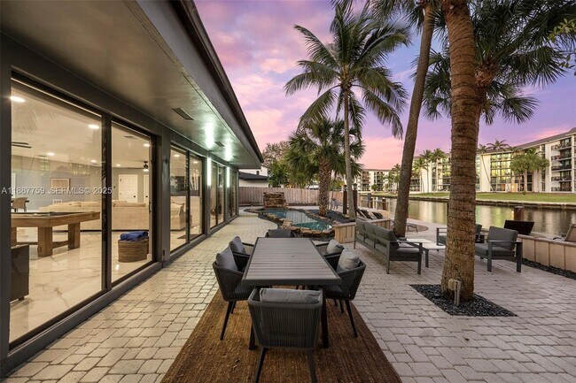 Building Photo - 1030 SW 14th Terrace