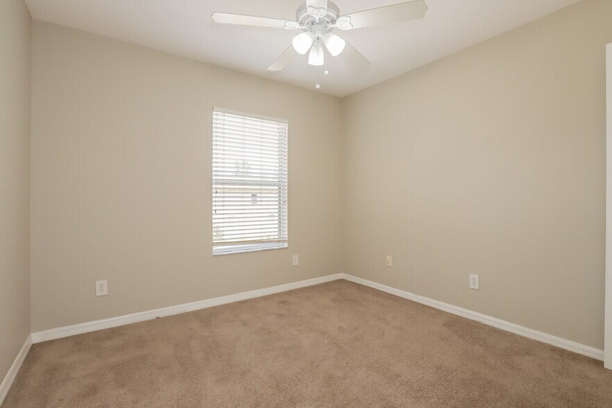 Building Photo - 26820 Stillbrook Dr