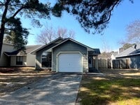 Building Photo - 544 Auburndale Ln