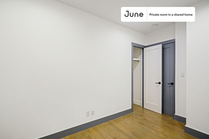 Building Photo - Room in Shared 4 bed/2 bath home