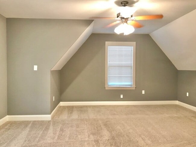 Building Photo - RiverstoneDrive5385