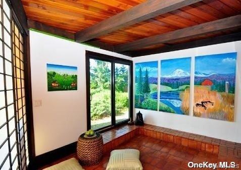 Building Photo - 48 Westland Dr