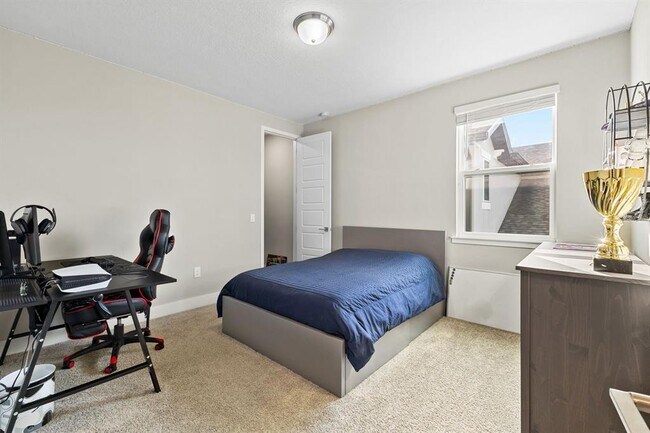 Building Photo - 9947 Summerlake Groves St