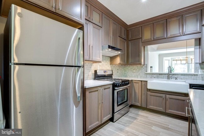 Building Photo - 3105 Sutherland Hill Ct