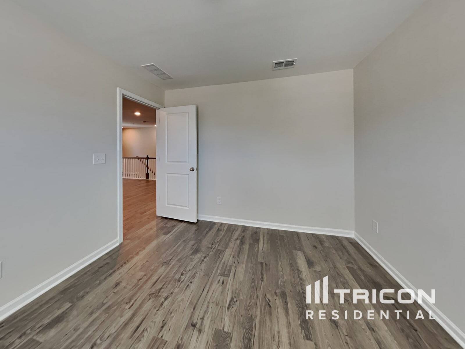 Building Photo - 156 Chapelcrest Ln