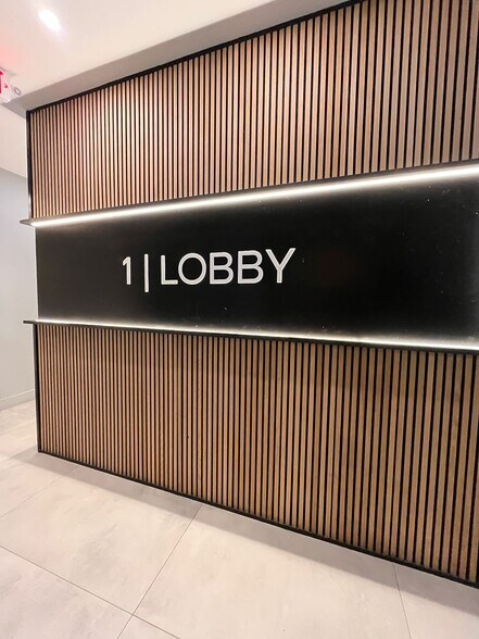 Building Photo - 543 Martin Luther King Jr Dr