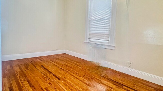 Building Photo - 212 Wilkinson Ave