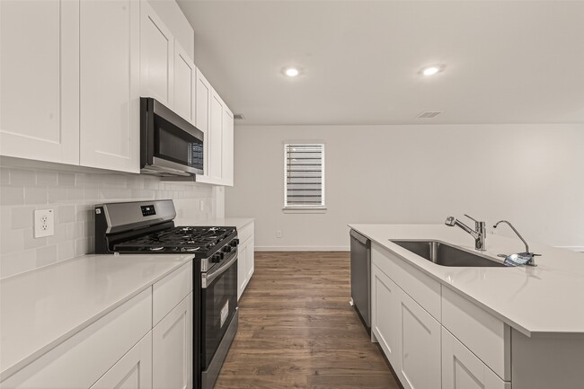 Building Photo - 3539 Shearwater St