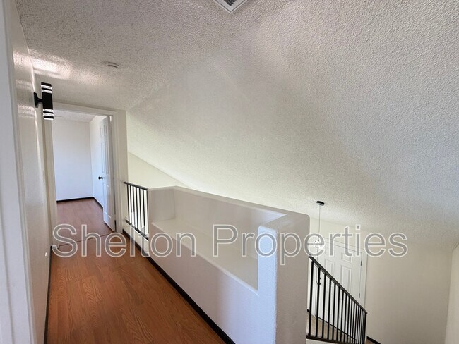 Building Photo - 5239 N 78th Dr