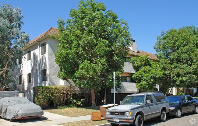Building Photo - 3615 Veteran Ave