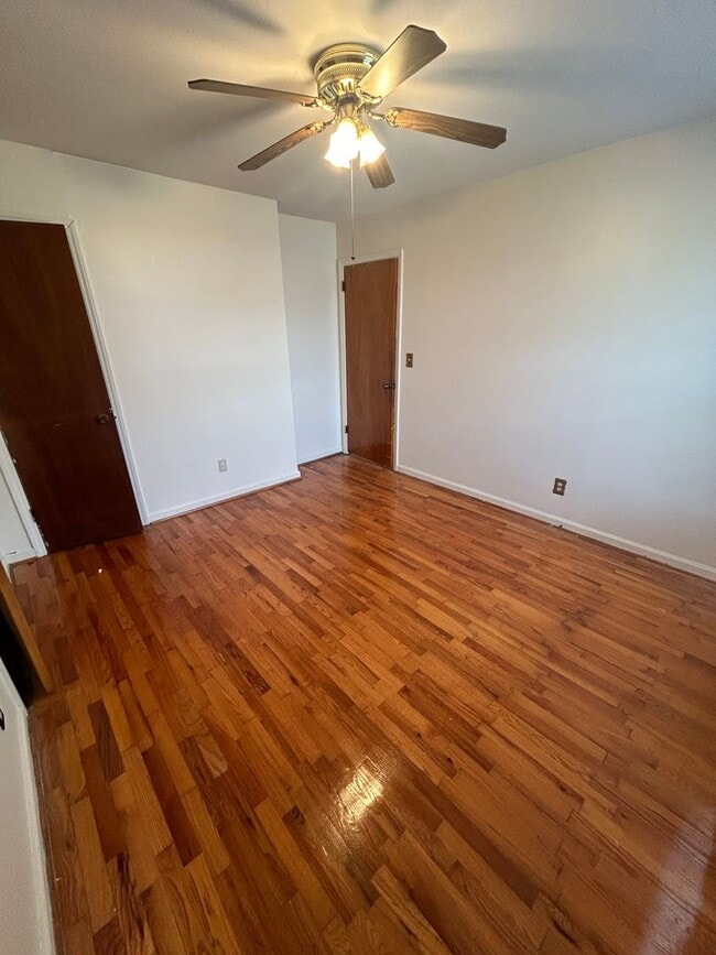Building Photo - 3/2 House in Jamestown/Lindale $1,495