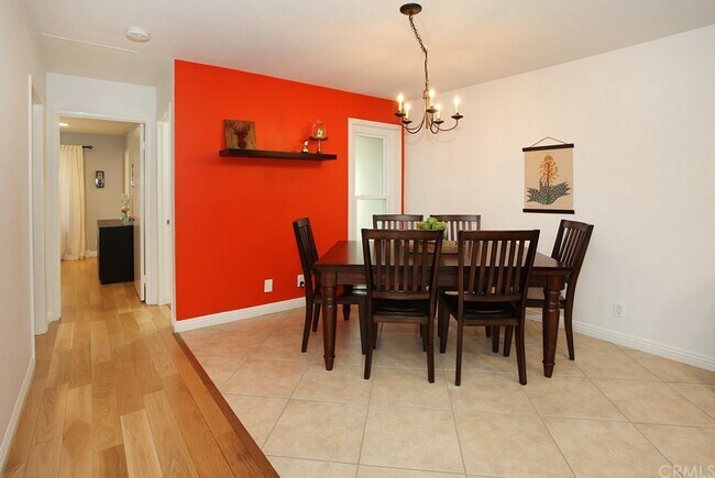 Building Photo - 78 Tangerine