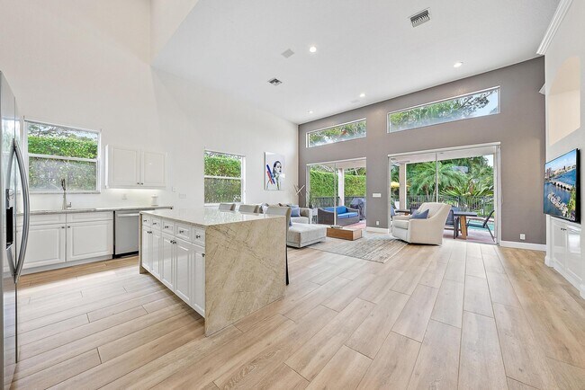Building Photo - 8405 Legend Club Dr