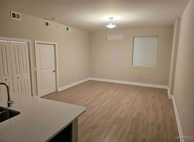 Building Photo - 610 Ayer Rd