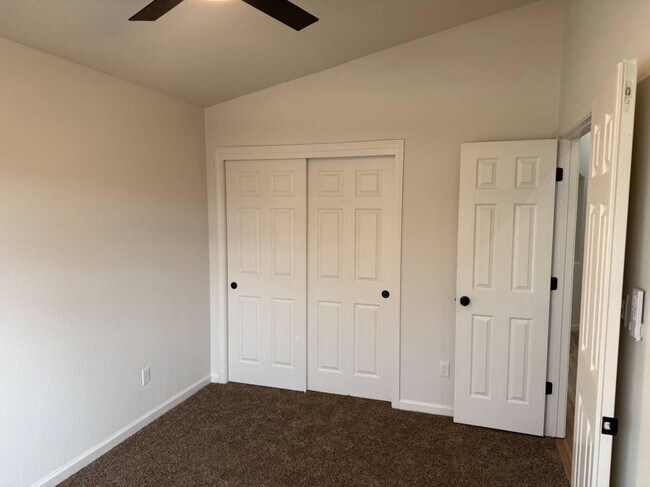 Building Photo - 5663 Bald Eagle Rd NW