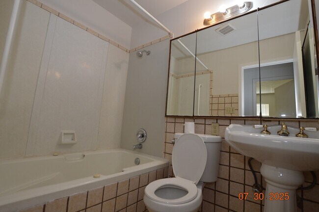 Building Photo - 2800 Alcoa Ave