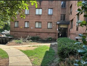 Building Photo - Cozy & Convenient DC Living | Flexible Ren...
