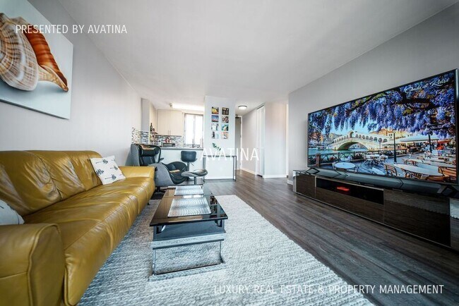 Building Photo - 2121 Ala Wai Blvd