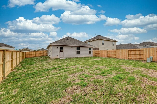 Building Photo - 7347 Greenbriar Cayon Ln