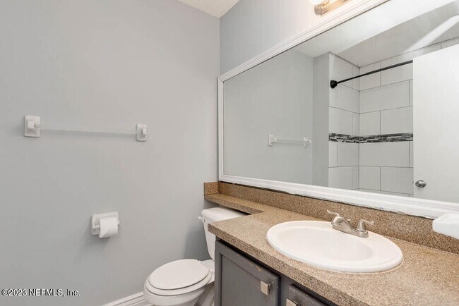 Building Photo - 3811 Autumn Leaf Ct