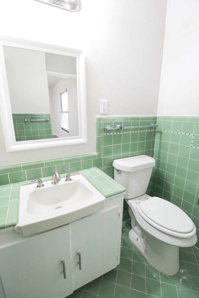 Building Photo - 434 Cosgrove St