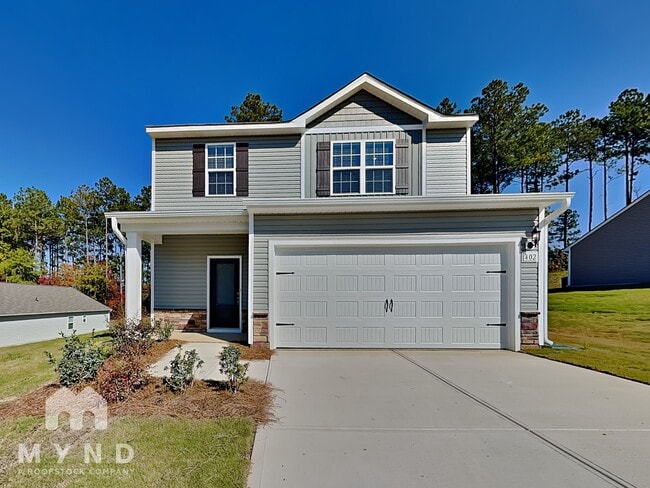 Building Photo - 402 Ivy Bank Dr