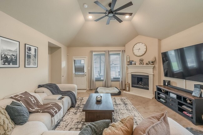 Building Photo - 23426 Tirino Shores Dr