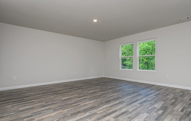 Building Photo - Charming 4BR, 2.5 BA home in Duncan SC is ...