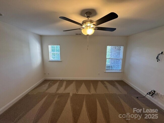 Building Photo - 6622 Latherton Ln